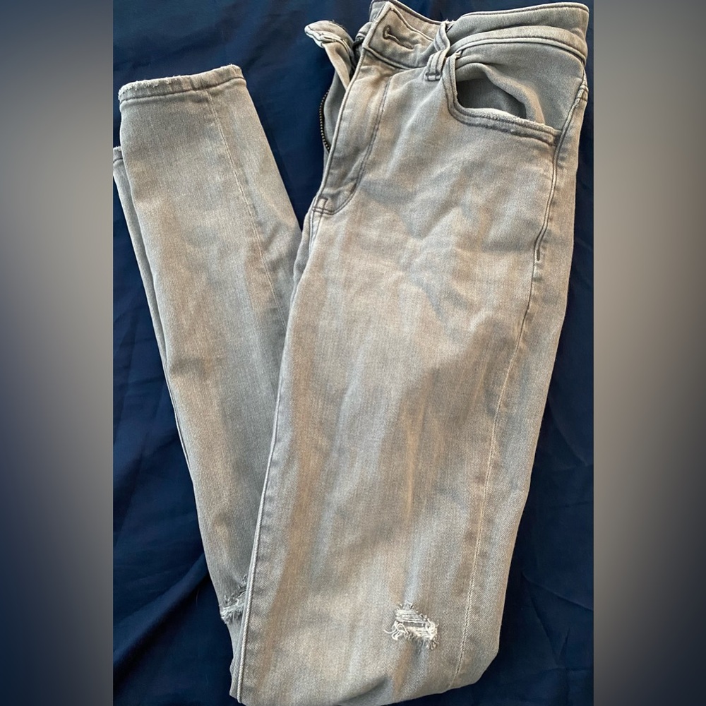 American Eagle Next Level Stretch Grey Distressed Jean